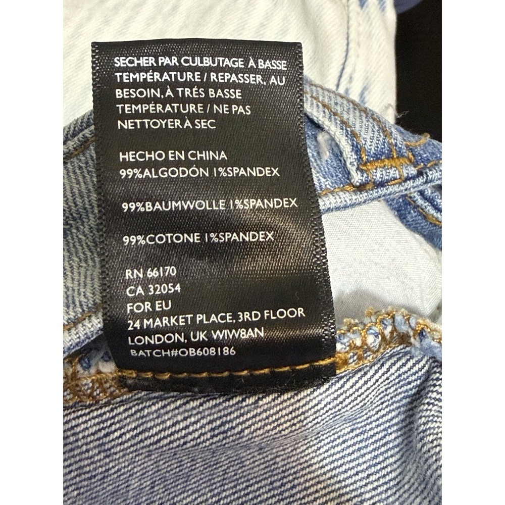 BDG Women's XS Light Wash Blue Denim Graphic Print Shorts Button 5-Pocket - Picture 8 of 8
